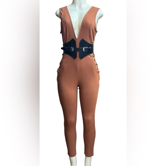 IRIS.   Brown and Black Jumpsuit with High Waist Design - Picture 3 of 8